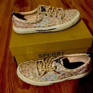 Girls Pink Sparkly Sperrys